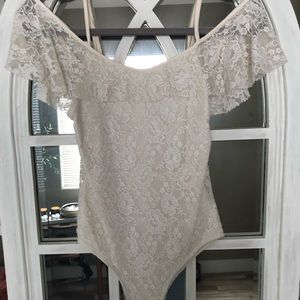 Blue life | white lace body suit